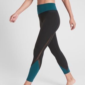 Athleta Elavation 7/8 Tight Leggings Size L Black Teal
